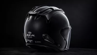 Vue arrière du SZ-R Vas Evo et de son stabilisateur aérodynamique
