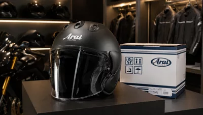 Boîte Arai Racing Specialities du SZ-R Vas Evo