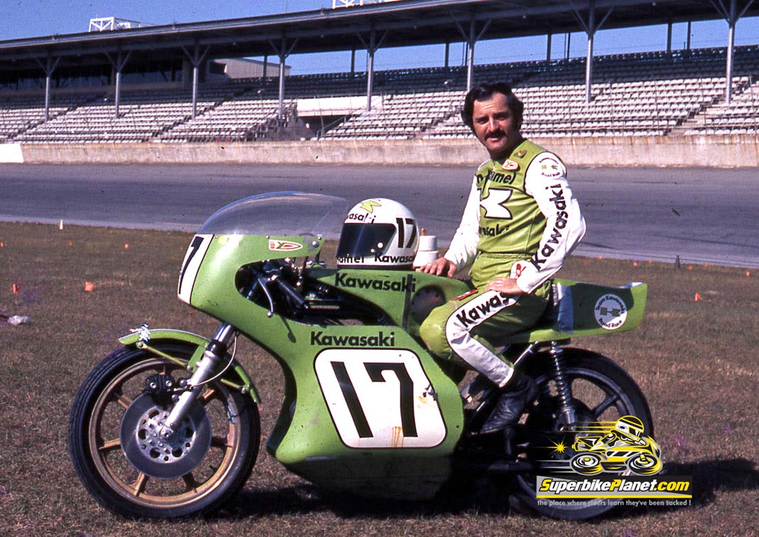 Yvon Duhamel en combinaison Kawasaki sur la Z1 de course