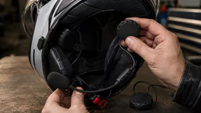 Sena 3S Plus : installation sur casque
