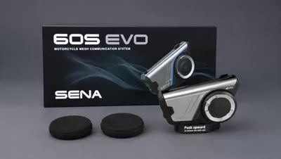 Sena 60S EVO : packaging noir Sound by Bose