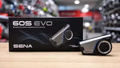 Sena 60S EVO : boîte Sound by Bose