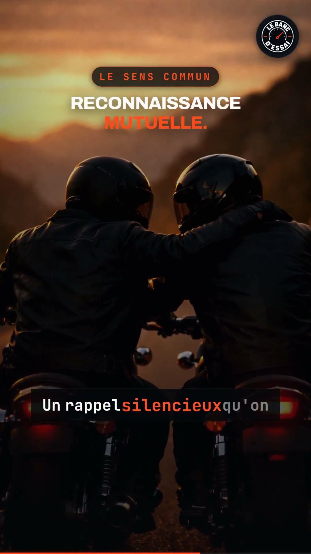 Miniature de la vidéo « Pourquoi les motards se saluent : La VRAI origine du geste ! »