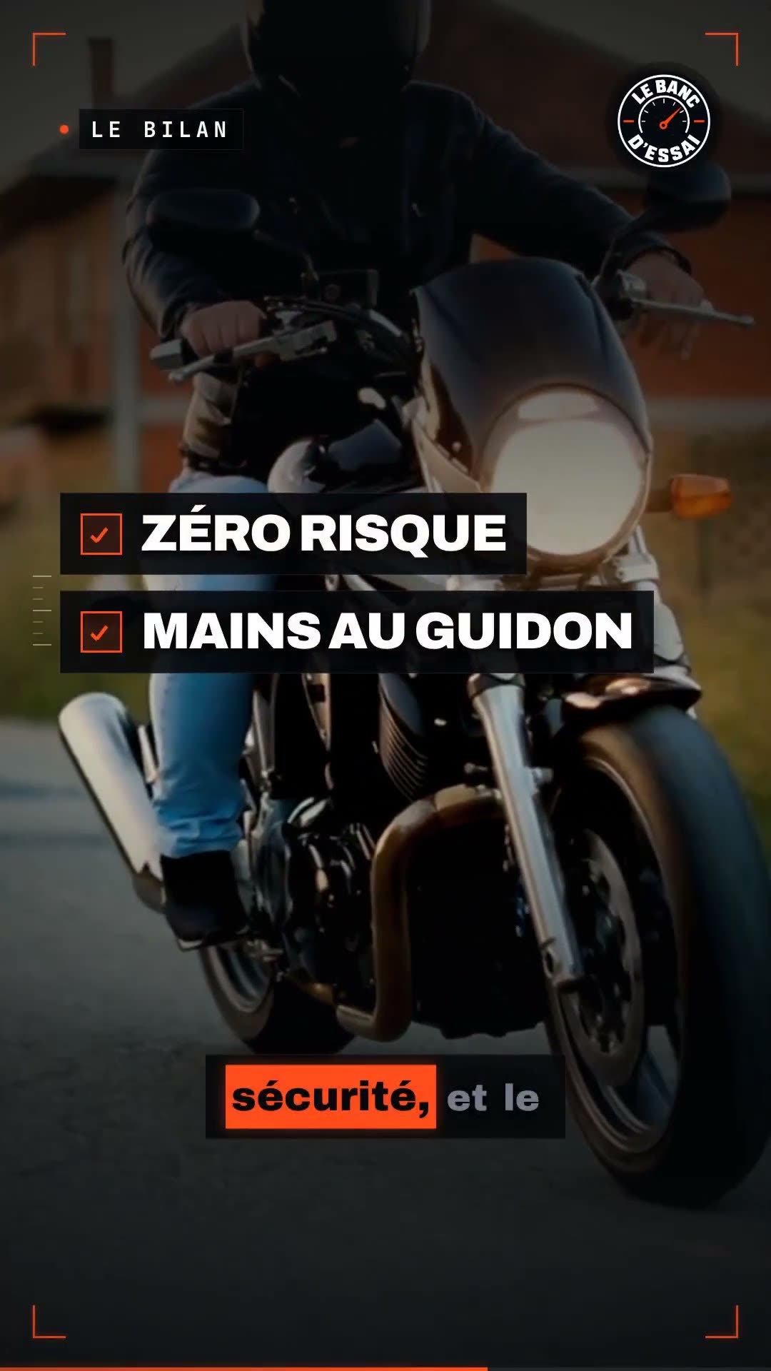 Miniature de la vidéo « Pourquoi les motards disent merci avec le pied et pas avec la main #motard »